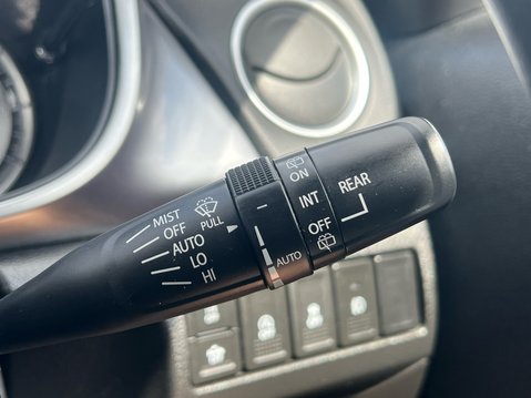 Suzuki Vitara SZ-T BOOSTERJET MHEV 39