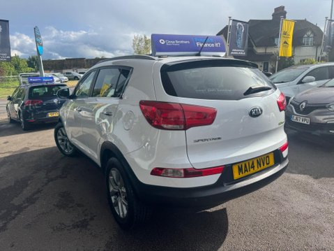 Kia Sportage 1.7 CRDi EcoDynamics 2 2WD Euro 5 (s/s) 5dr 5