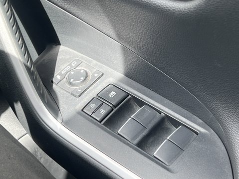 Toyota Rav4 (Sold) 2.5 VVT-h Excel SUV 5dr Petrol Hybrid CVT 4WD Euro 6 (s/s) (222 ps) 26