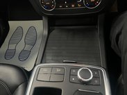 Mercedes-Benz M Class 3.0 ML350 V6 BlueTEC AMG Line G-Tronic 4WD Euro 6 (s/s) 5dr 24