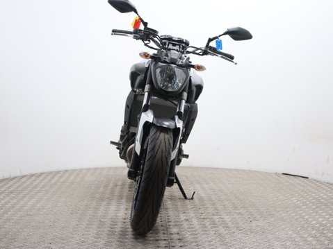 Yamaha MT-07 5