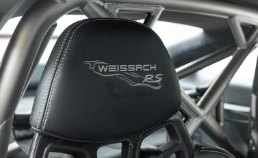 Porsche 911 GT2 RS Weissach (991) 15