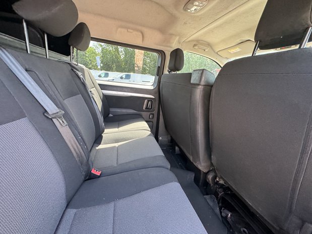 Vauxhall Vivaro Crew Cab LWB L2H1 Low Roof Sportive 2900 Air Con Sensors EURO 6 NO VAT 15