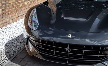 Ferrari F12 Berlinetta 21