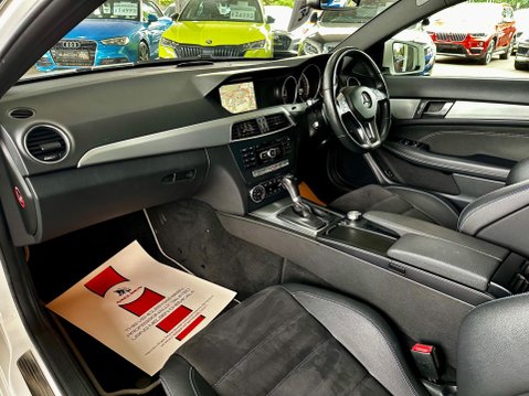 Mercedes-Benz C Class 2.1 C250 CDI AMG Sport Edition G-Tronic+ Euro 5 (s/s) 2dr 32