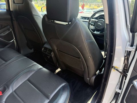 Jaguar E-Pace 2.0 E-PACE R-Dynamic S D AWD Auto 4WD 5dr 23