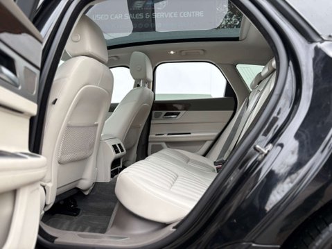 Jaguar XF 2.0 XF Portfolio D AWD Auto 4WD 5dr 68