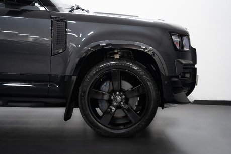 Land Rover Defender 2.0 P400e 15.4kWh X-Dynamic HSE SUV 5dr Petrol Plug-in Hybrid Auto 4WD Euro 38