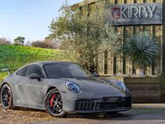 Porsche 911 Carrera 4 GTS HEV 2