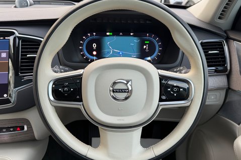 Volvo XC90 RECHARGE T8 ULTIMATE AWD - BLOND LEATHER - VAT QUALIFYING 11
