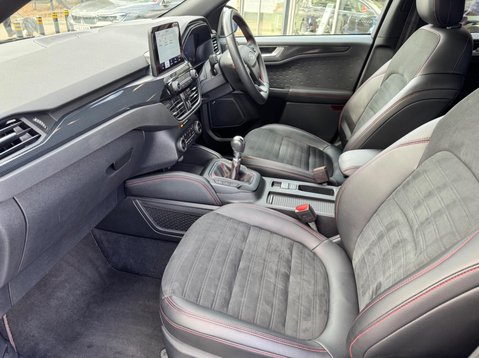 Ford Kuga ST-LINE X FIRST EDITION ECOBLUE 25