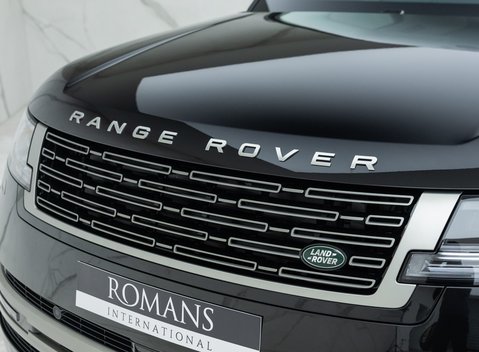 Land Rover Range Rover P460e Autobiography LWB 33