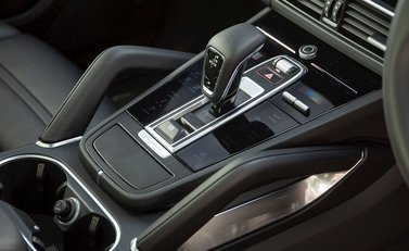 Porsche Cayenne Turbo S E-Hybrid 22