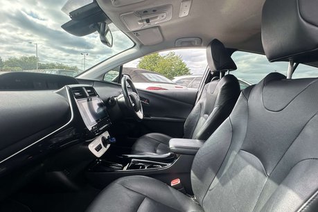 Toyota Prius 1.8 VVT 8.8kWh Excel Hatchback 5dr Petrol Plug-in Hybrid CVT Euro 6 (s/s) ( 25