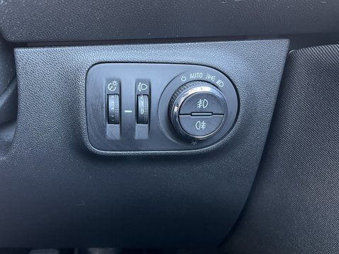 Vauxhall Corsa 1.4 Energy 5dr [AC] 29