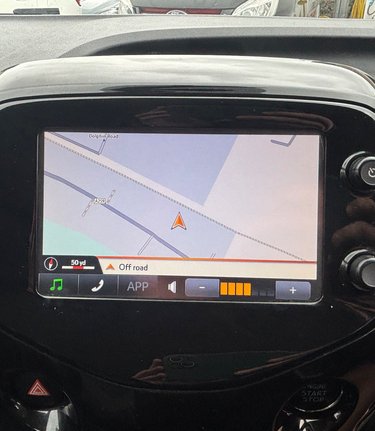 Toyota Aygo VVT-I X-CLUSIV 3.. AUTOMATIC.. FULL LEATHER.. SAT NAV.. REVERSING CAMERA.. 3