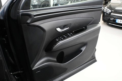 Hyundai TUCSON 1.6 Tucson Premium TGDi HEV Auto 5dr 37