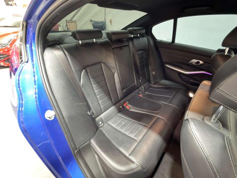 BMW 3 Series 2.0 330e 12kWh M Sport Saloon 4dr Petrol Plug-in Hybrid Auto Euro 6 (s/s) ( 39