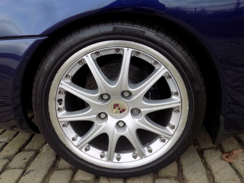 Porsche 911 CARRERA 2 CONVERTIBLE 40