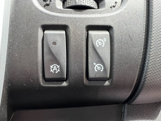 Renault Trafic SWB L1H1 Low Roof Sportive Air Con Nav EURO 6 NO VAT 31