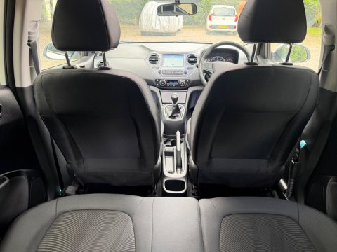 Hyundai i10 1.2 Premium SE Euro 6 5dr 53