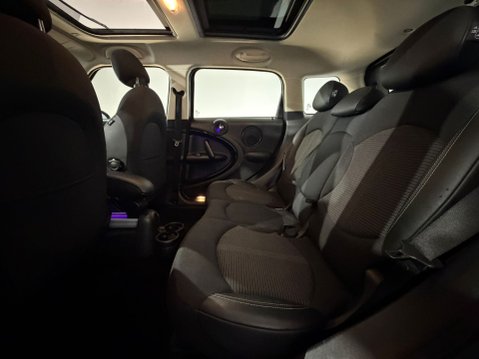 Mini Countryman COOPER SD ALL4 21