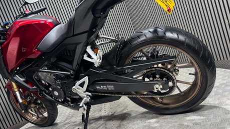 Honda CB 2024 ONLY 3K EXCELLENT CONDITION WARRANTY 125CC 30