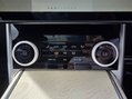 Land Rover Range Rover SV P510e PHEV 18