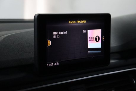 Audi A4 2.0 TFSI 35 Black Edition Euro 6 (s/s) 4dr 39