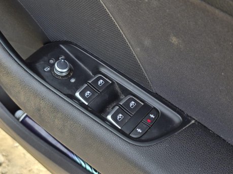 Audi A3 1.6 TDI Sport Saloon 4dr Diesel S Tronic Euro 6 (s/s) (110 ps) 26