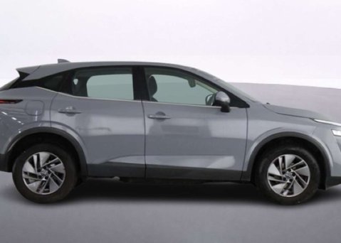 Nissan Qashqai 1.3 DIG-T MHEV Acenta Premium SUV 5dr Petrol Hybrid XTRON Euro 6 (s/s) (158 8