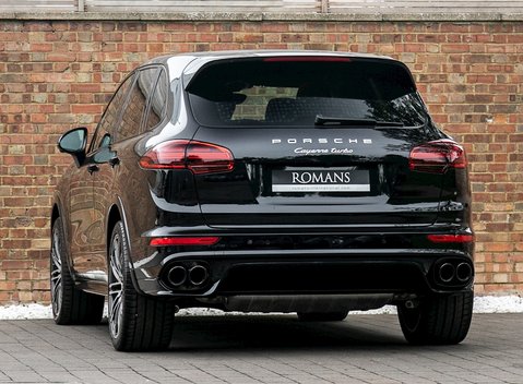 Porsche Cayenne Turbo 3