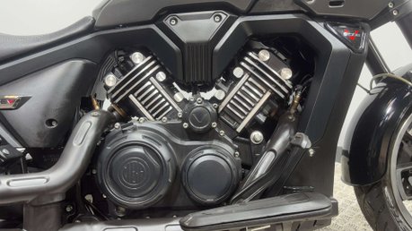 MBP C 2024 ONLY 3K 1 OWNER CRUISER BIKE 1000CC TOURER BIKE 25