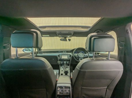 Volkswagen Passat 2.0 Passat R-Line TDI BlueMotion Technology Semi-Auto 4dr 54