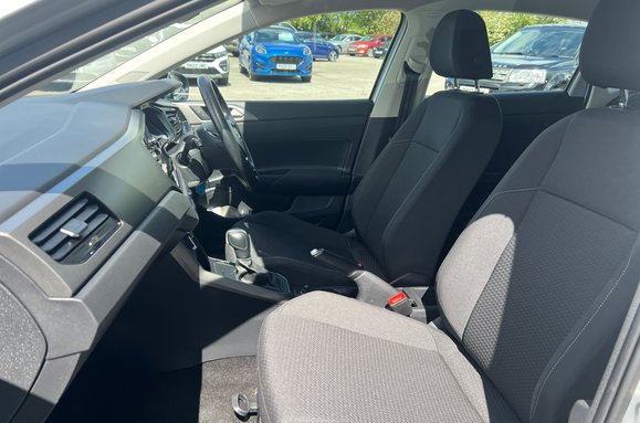 Volkswagen Polo SE TSI DSG AUTOMATIC 5 DOOR 26