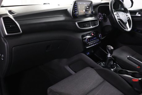 Hyundai TUCSON GDI SE NAV 25