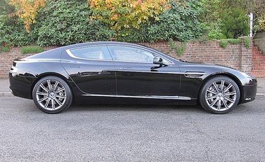 Aston Martin Rapide 2