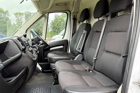 Peugeot Boxer BLUEHDI 435 L4H2 PROFESSIONAL P/V 22