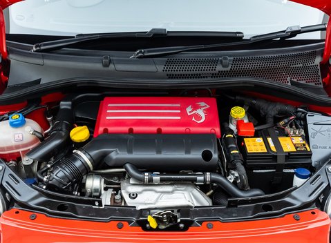 Abarth 695 Tributo Ferrari 48