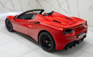Ferrari 488 SPIDER 12