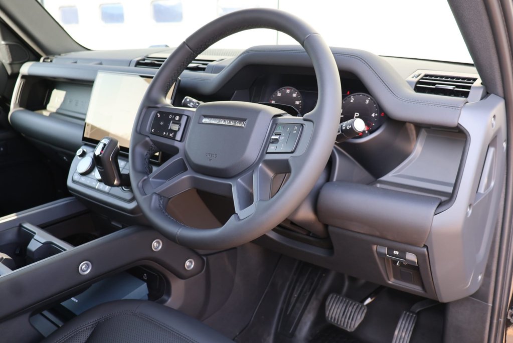 Land Rover Defender 110 BRAND NEW HARDTOP  250  TOP X-DYNAMIC SE REAR SEATS STYLED BY SEEKER  20