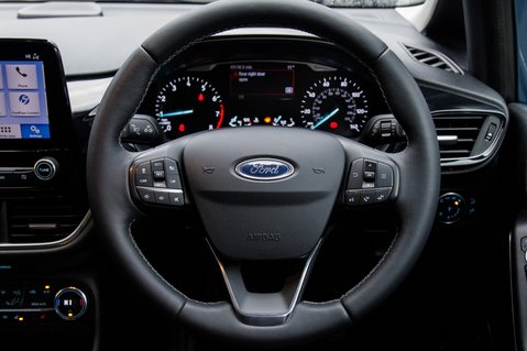 Ford Fiesta TITANIUM 20