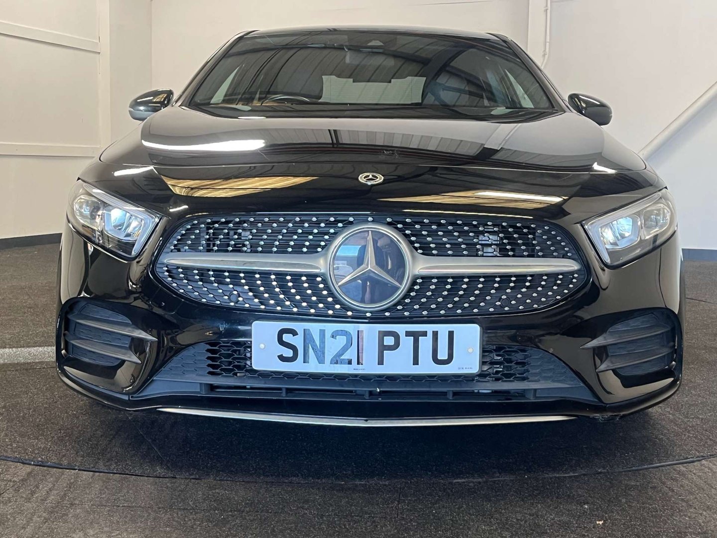 2021 Mercedes-Benz A-Class — image 8
