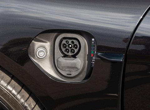 Porsche Taycan Turbo S 35