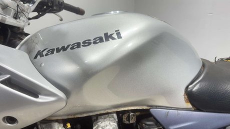 Kawasaki ZR Z750 2002 35K RUNNING PROJECT BIKE 750CC TOUER COMMUTER 17