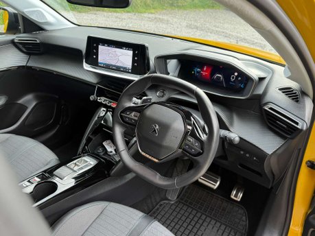 Peugeot 208 1.2 208 Allure Premium + PureTech S/S Auto 5dr 16