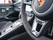 Porsche 911 CARRERA GTS PDK 12