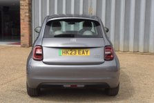 Fiat 500e La Prima 39