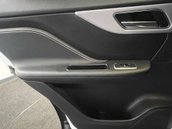 Jaguar F-Pace 2.0 F-PACE R-Sport AWD D Auto 4WD 5dr 37