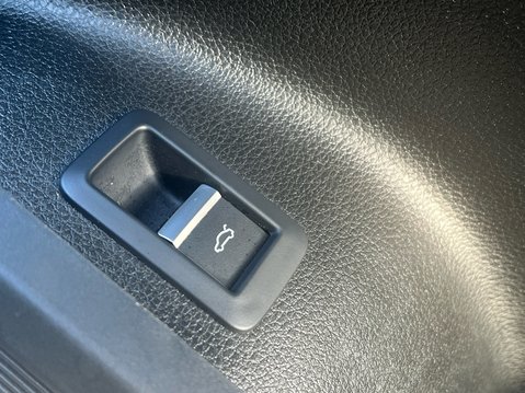 Audi Q5 TFSI QUATTRO S LINE BLACK EDITION 40